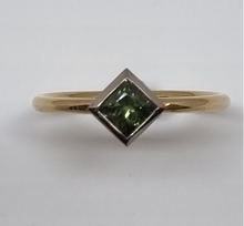 Load image into Gallery viewer, Green Sapphire Ring