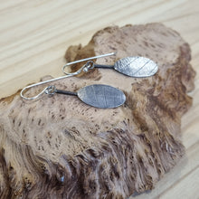 Load image into Gallery viewer, Little Leaves Earrings