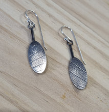 Load image into Gallery viewer, Little Leaves Earrings