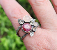 Load image into Gallery viewer, Ruby and Rose bouquet ring
