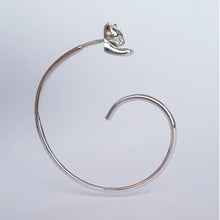 Load image into Gallery viewer, Comfortable Cat Statement Hoops
