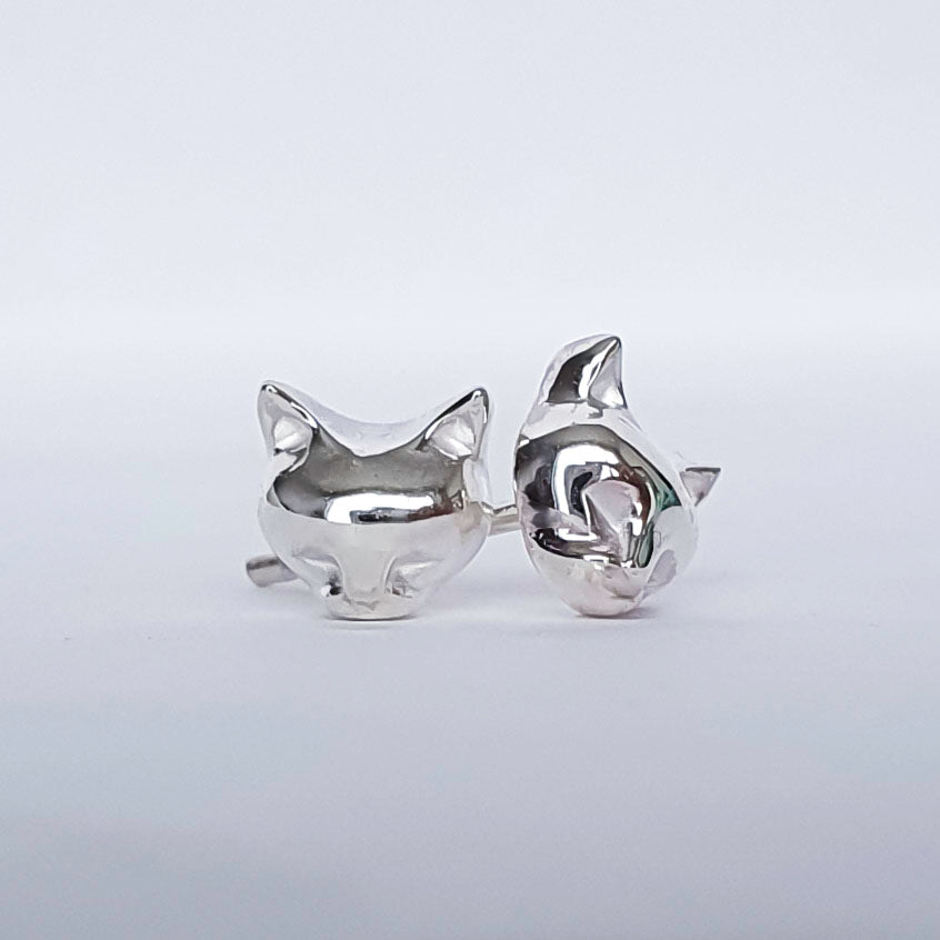 Cat Studs