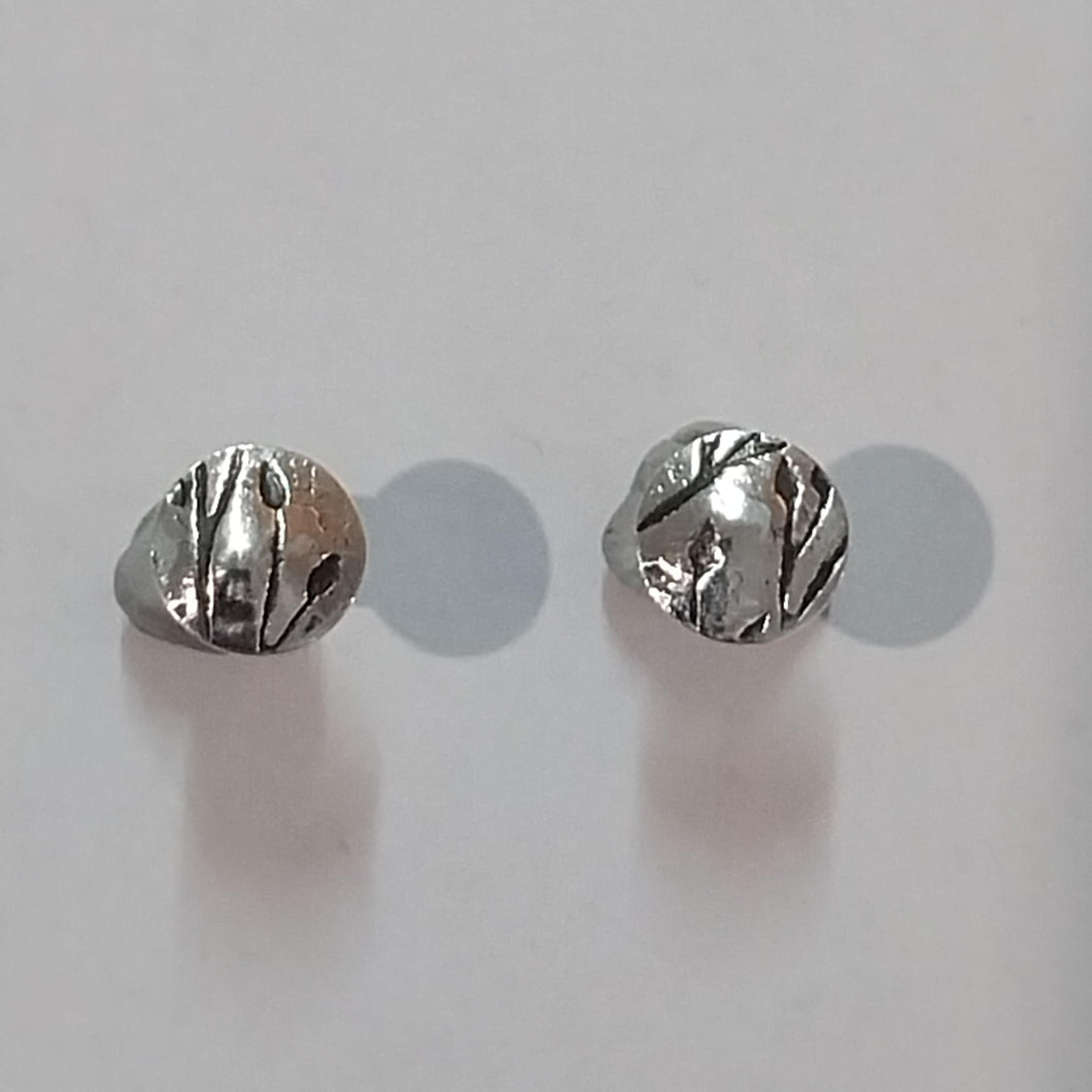 Bud Pattern Studs