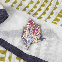 Load image into Gallery viewer, Brooch -  Grevillia

