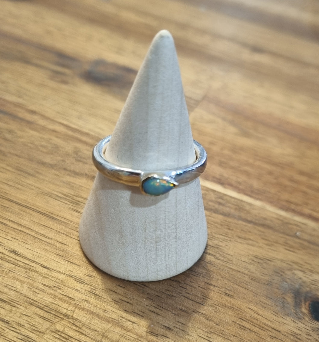 Lightening Ridge Opal Ring